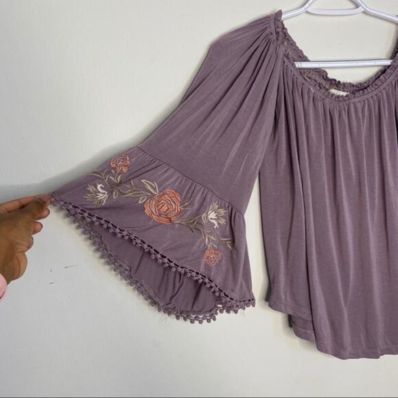 Taylor & Sage XS Light Purple Off Shoulder Top - Picture 7 of 11